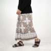 Sarung Cendana Kembang Batik Nusantara Motif BTKM6 - Gambar 4