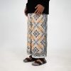 Sarung Cendana Kembang Batik Nusantara Motif BTKM2 - Gambar 2